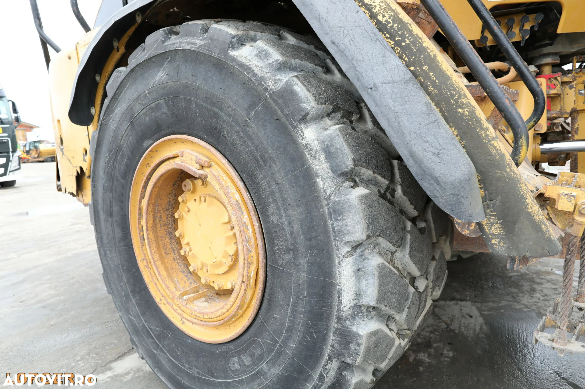 Cat 730 - 15