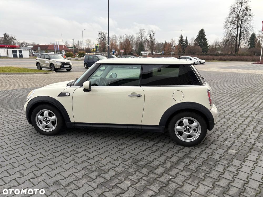 MINI ONE Standard - 7