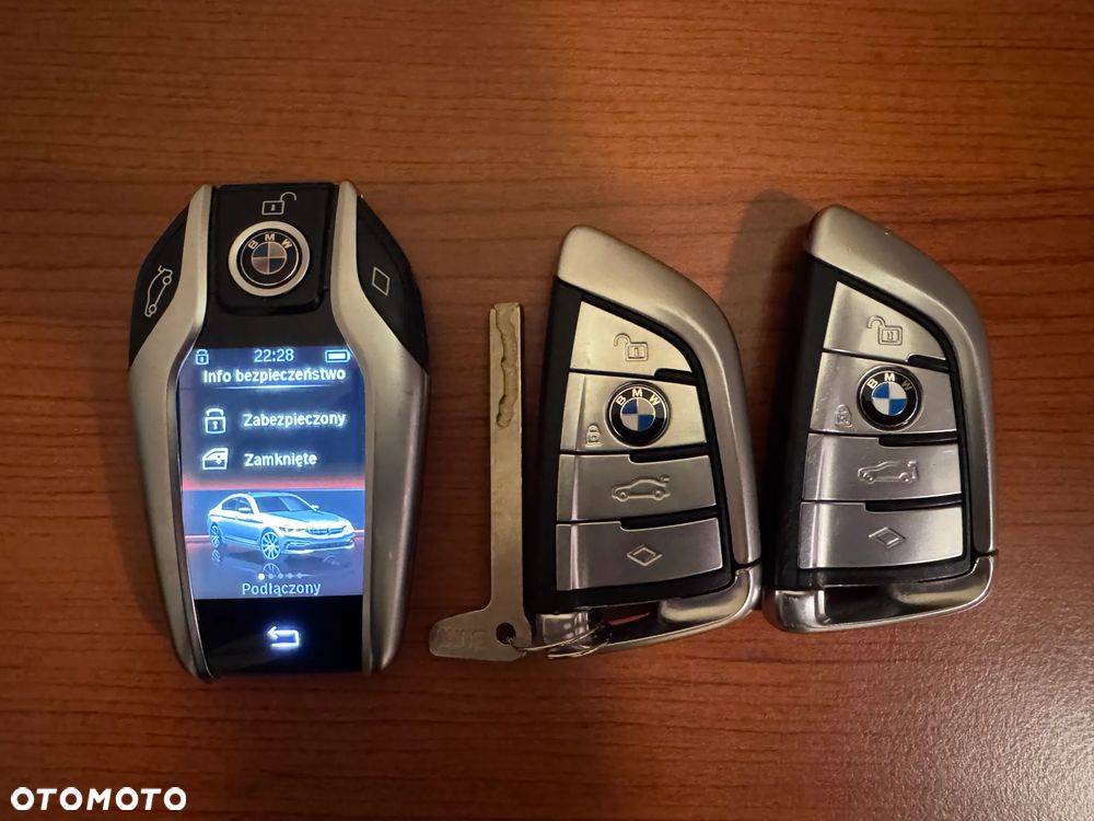 BMW Seria 5 520d xDrive M Sport sport - 40