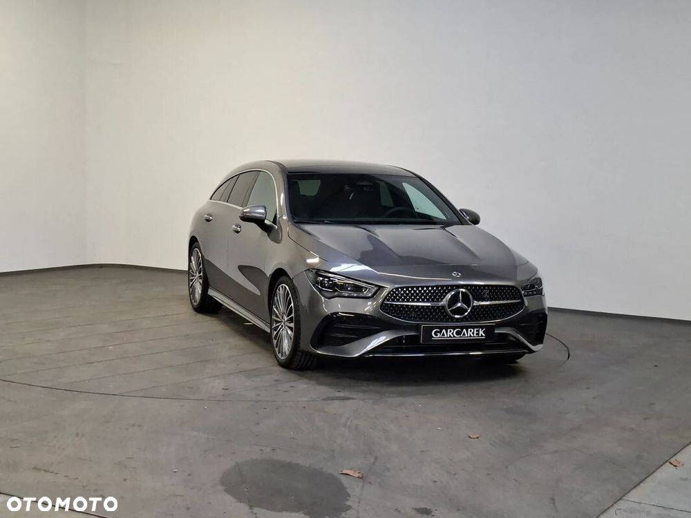 Mercedes-Benz CLA 200 AMG Line 7G-DCT - 14