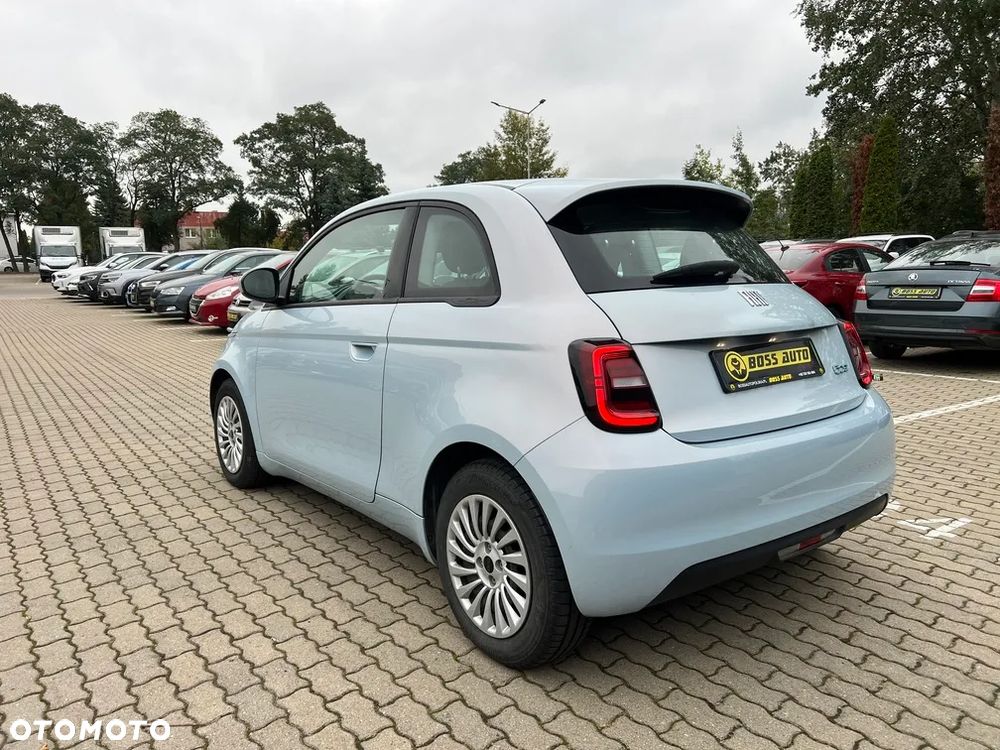 Fiat 500e - 7