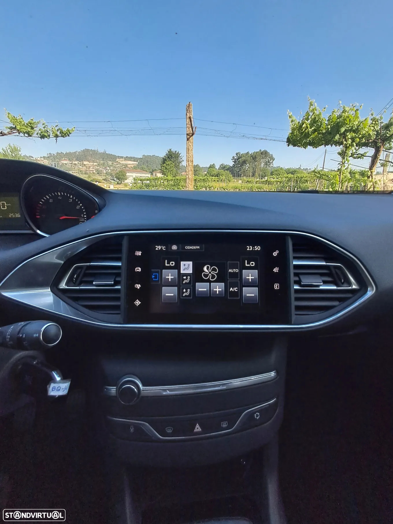 Peugeot 308 1.2 PureTech Style J17 - 18