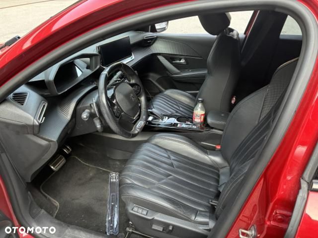 Peugeot 208 PureTech 130 EAT8 Allure - 12