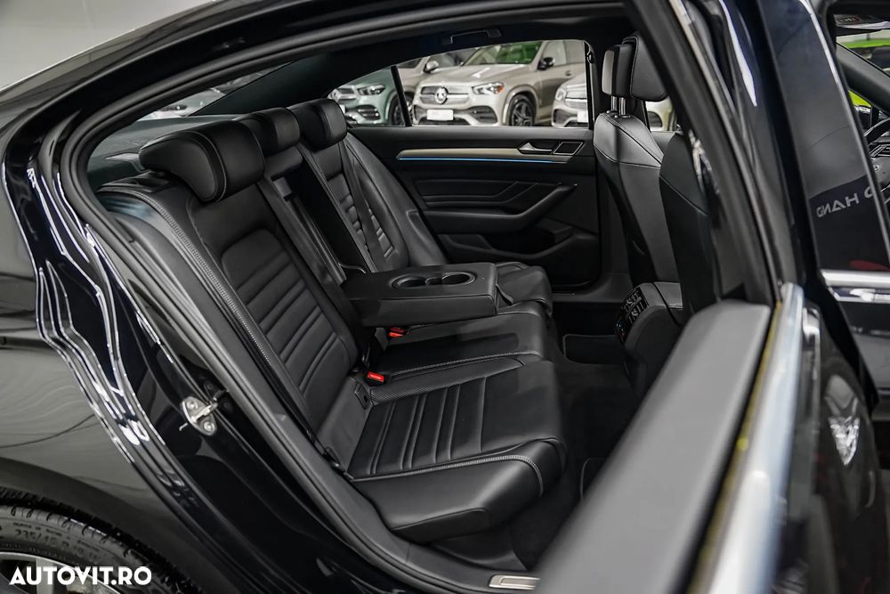 Volkswagen Passat 1.5 TSI ACT DSG R-Line - 12