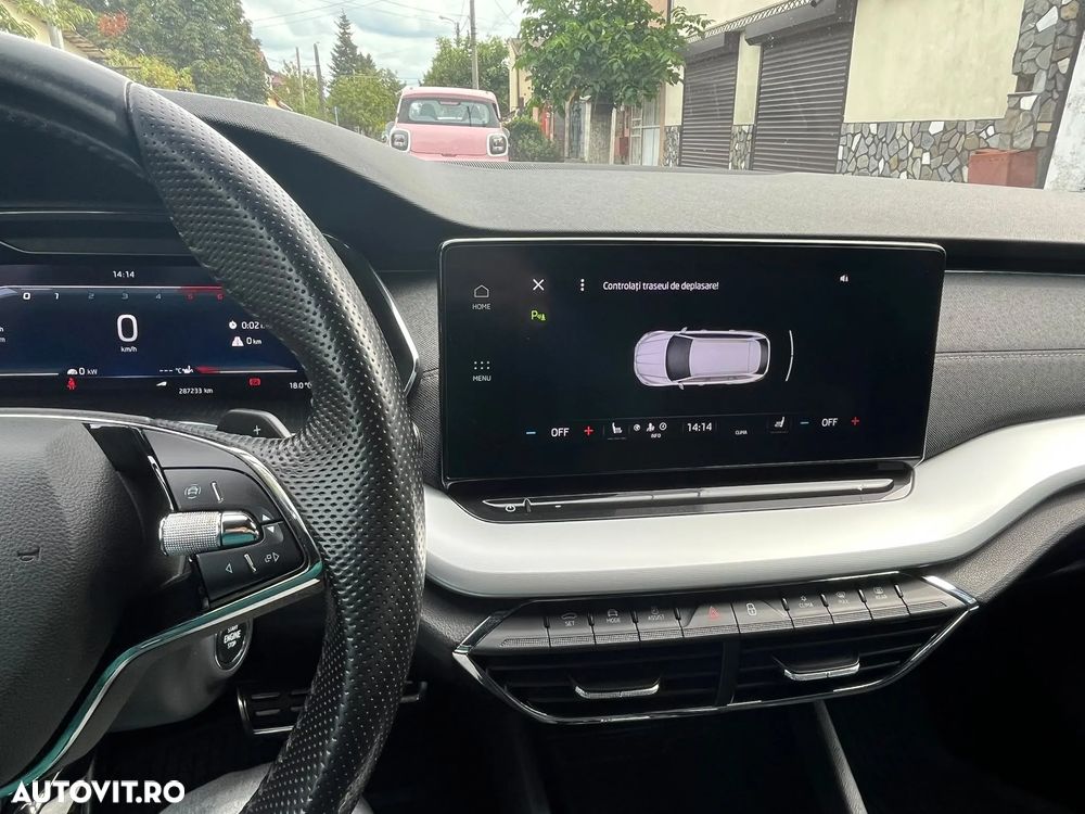 Skoda Octavia 2.0 TDI DSG Sportline - 4