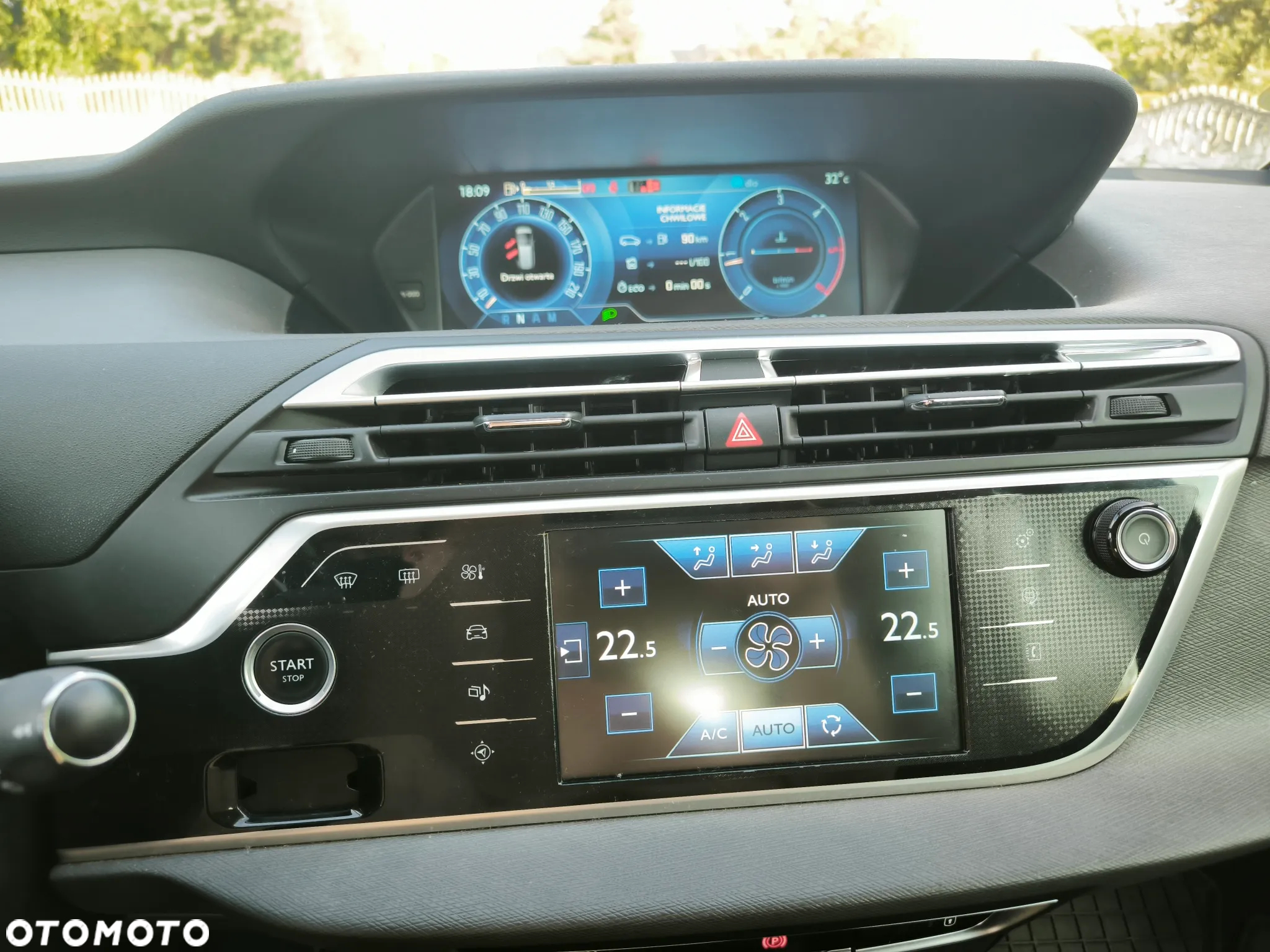 Citroën C4 Grand Picasso e-HDi 115 ETG6 Exclusive - 10