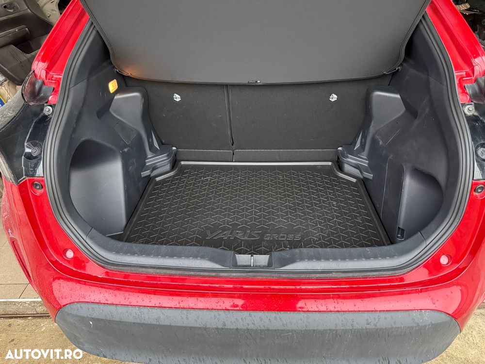 Toyota Yaris - 14