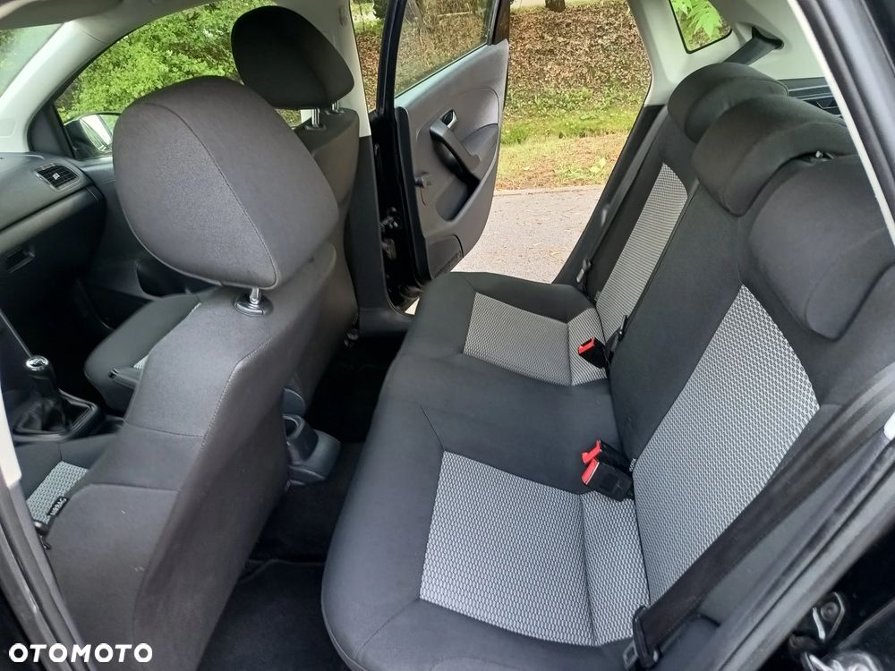 Volkswagen Polo - 18