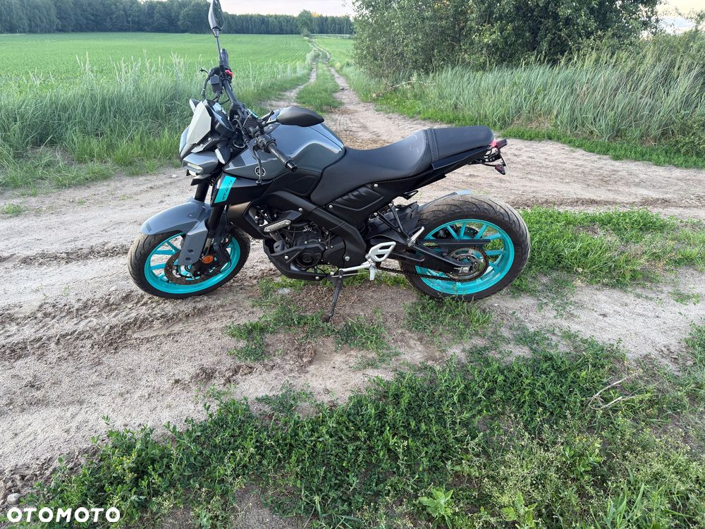 Yamaha MT - 3