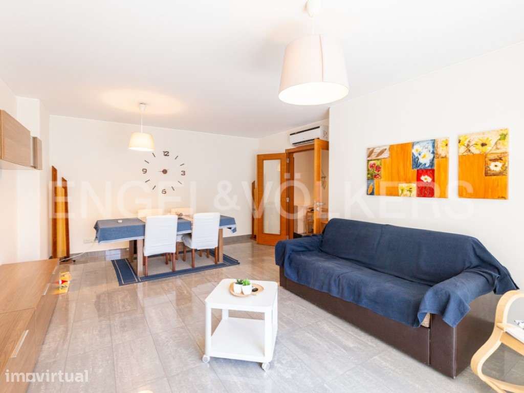 Apartamento T2 com Garagem em Vila Real de Santo António - Grande imagem: 2/23