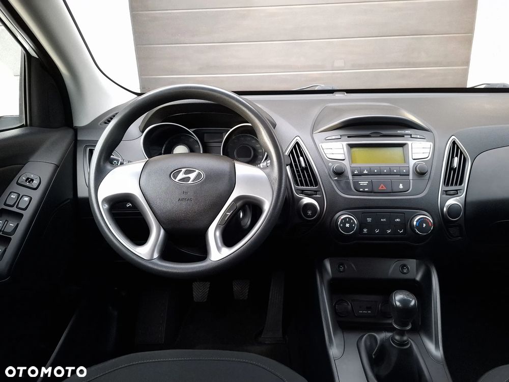 Hyundai ix35 1.6 2WD Fifa World Cup Edition - 7