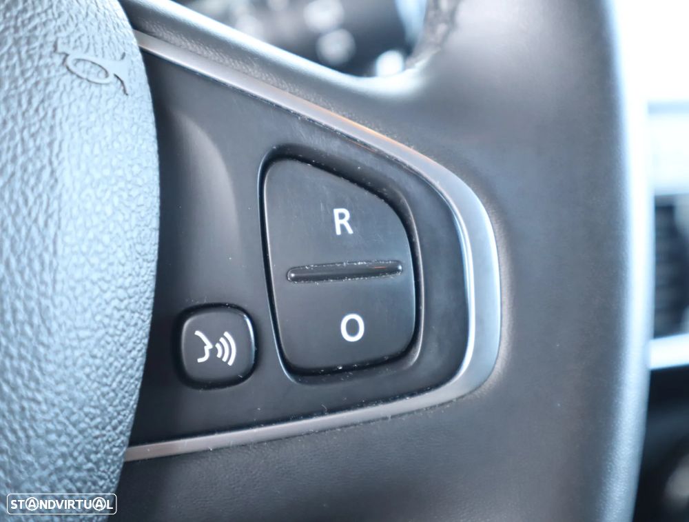 Renault Clio 0.9 TCe Limited Bi-Fuel - 34