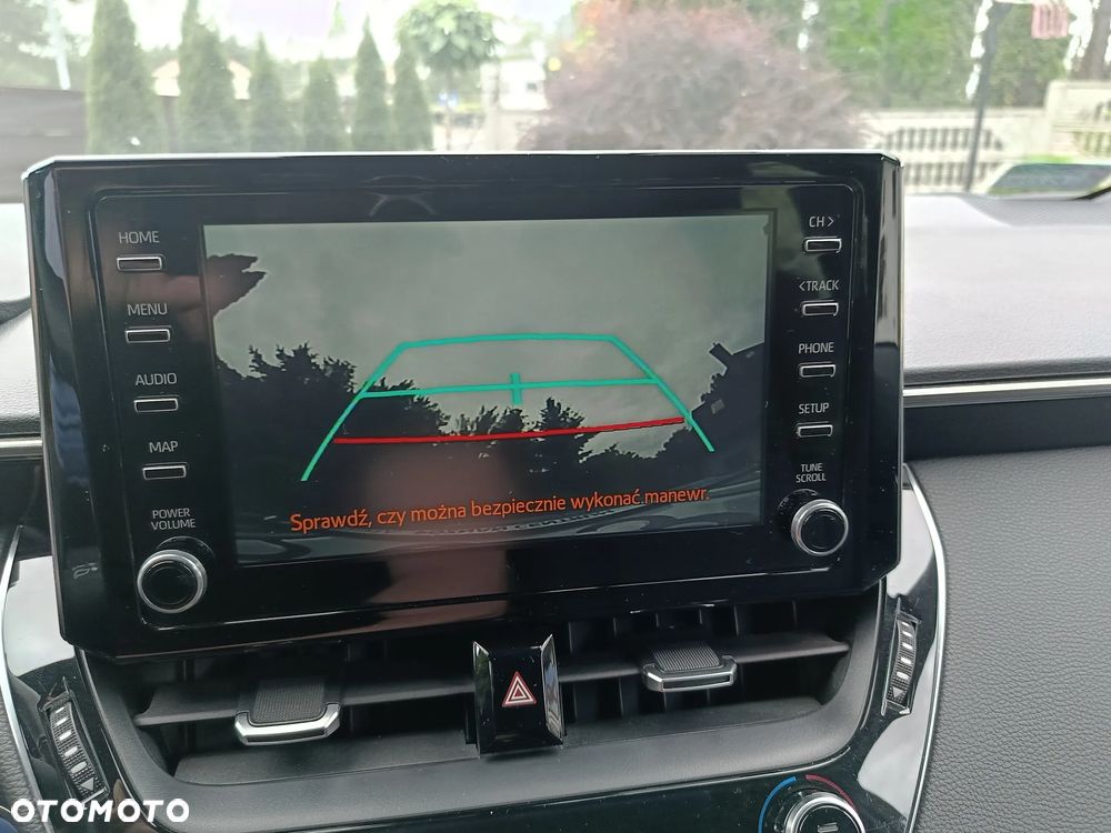 Toyota Corolla 2.0 Hybrid Comfort - 21
