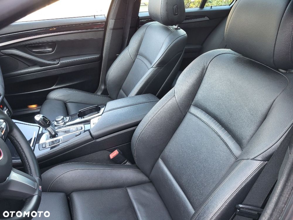BMW Seria 5 - 29