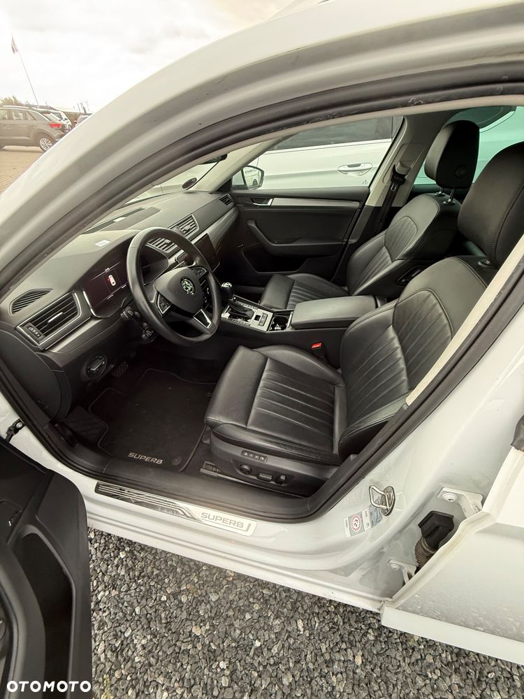 Skoda Superb 2.0 TDI 4x4 DSG Premium Edition - 10