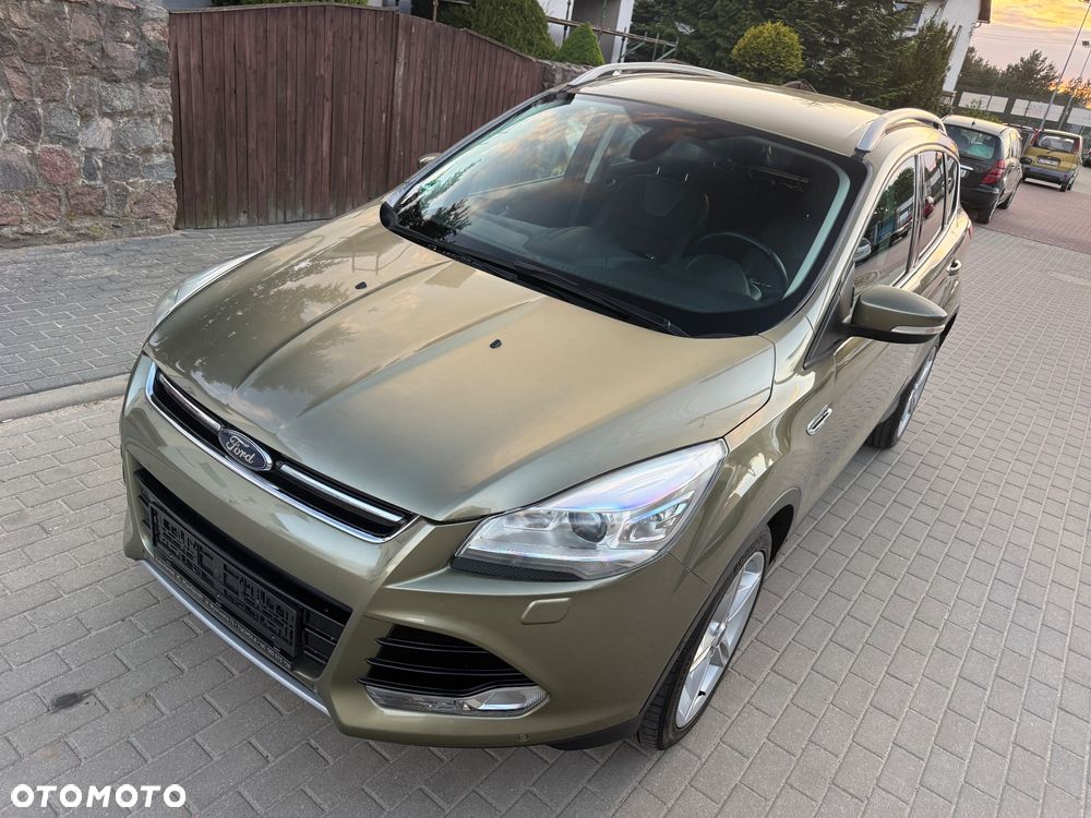 Ford Kuga 1.6 EcoBoost 2x4 Titanium - 9