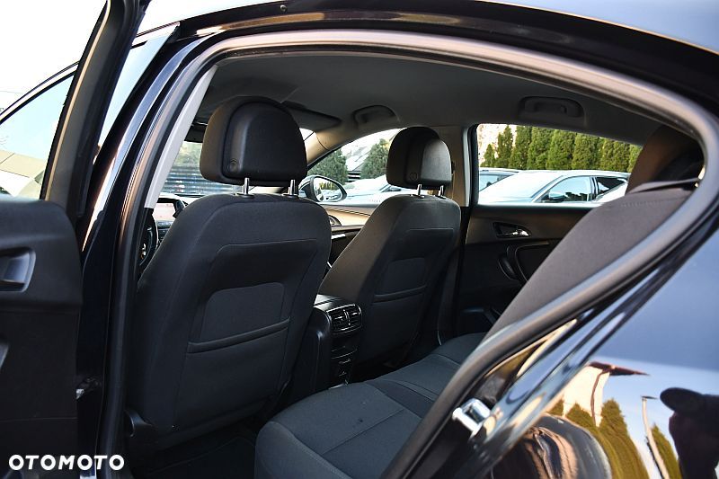 Opel Insignia 1.8 Cosmo - 19