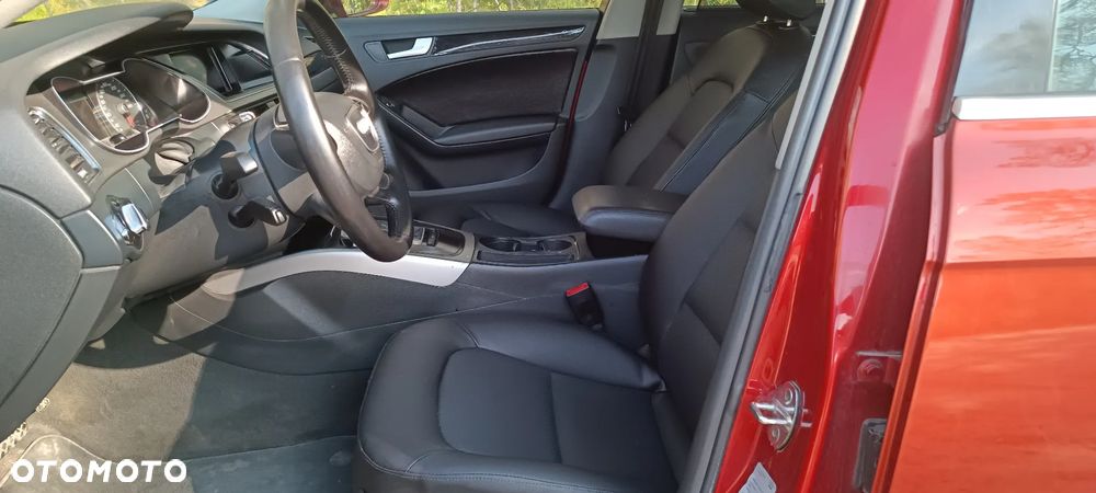 Audi A4 Limousine - 8