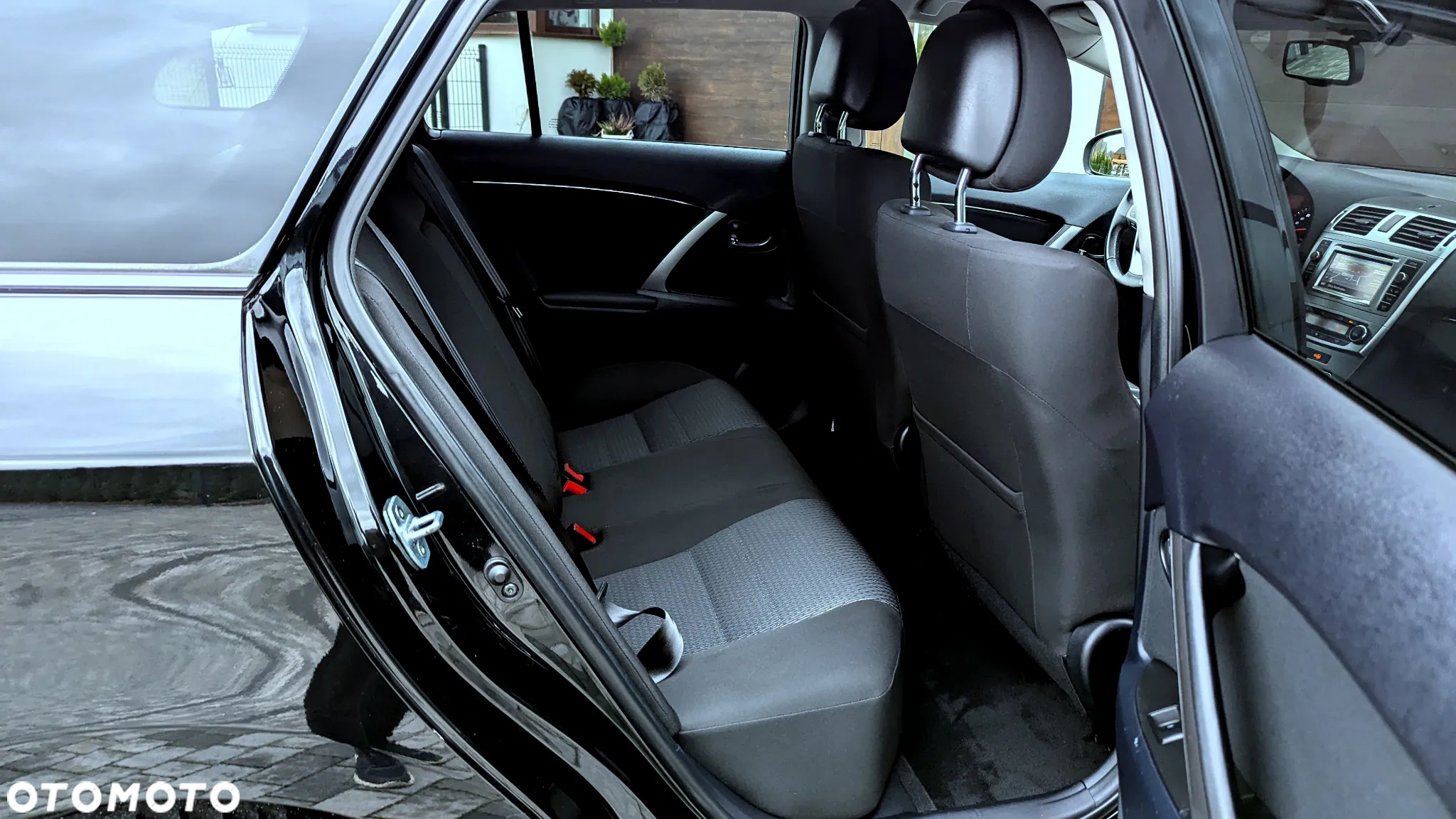 Toyota Avensis 1.8 Business Edition - 10