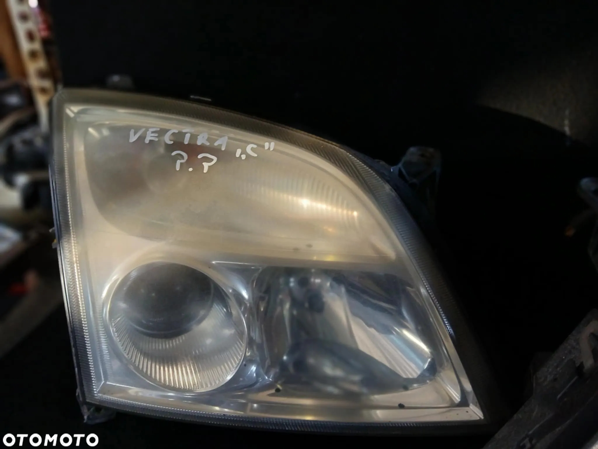 Opel Vectra C Lampa przednia lewa, prawa - 2