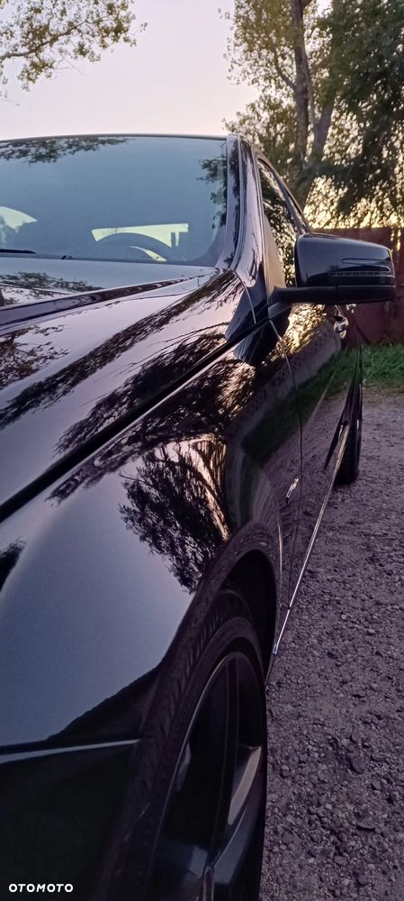 Mercedes-Benz Klasa C 180 CGI Automatik BlueEFFICIENCY Avantgarde - 7