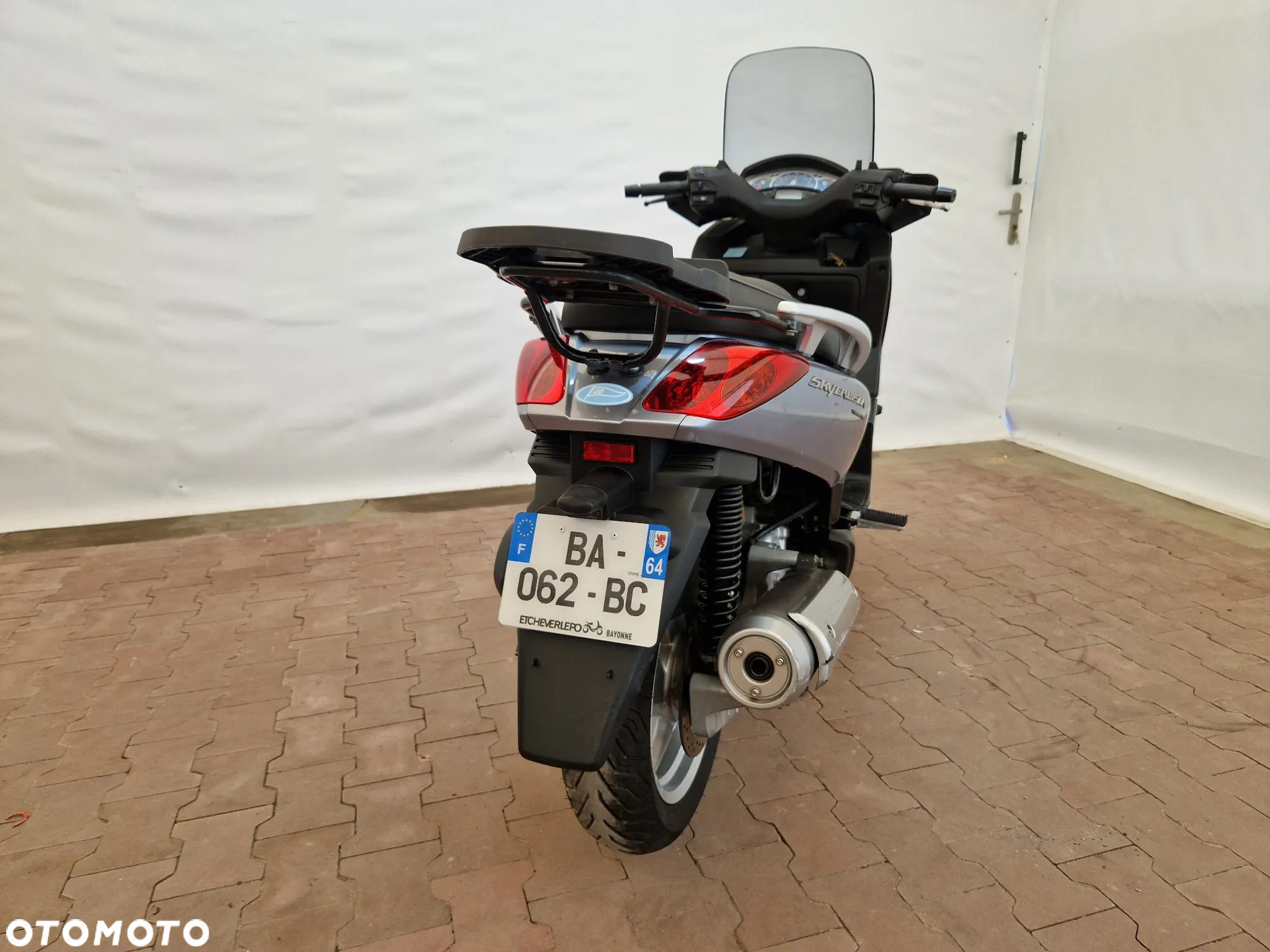 Yamaha X-max - 14