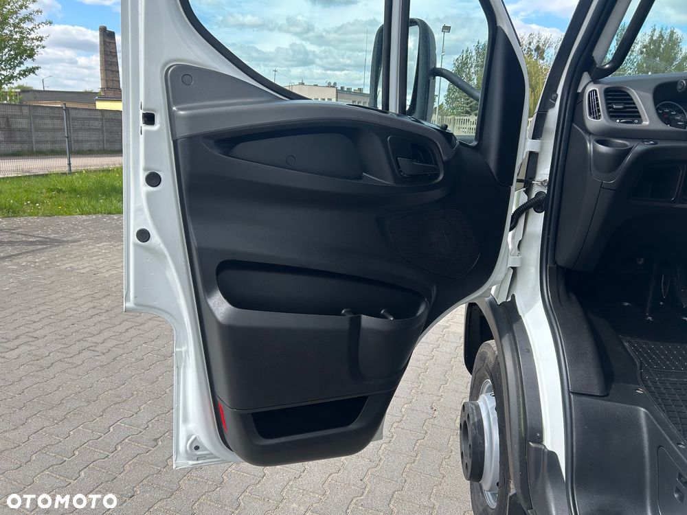 Iveco DAILY 72C180 Automatyczna skrzynia - 24