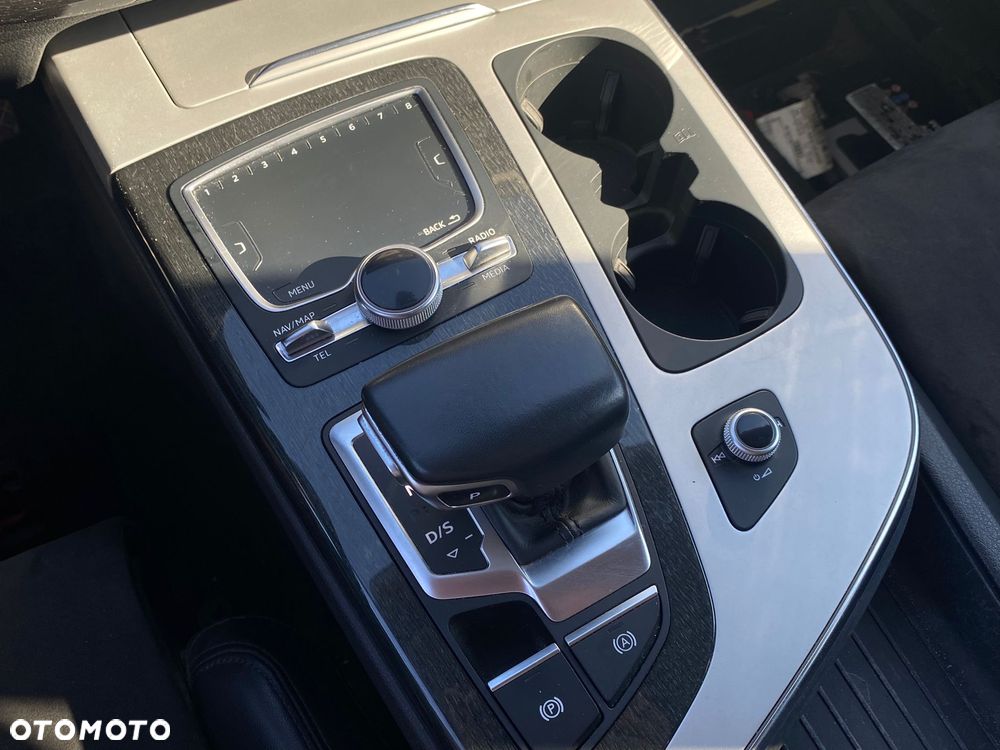 Audi Q7 50 TDI Quattro Tiptronic - 22
