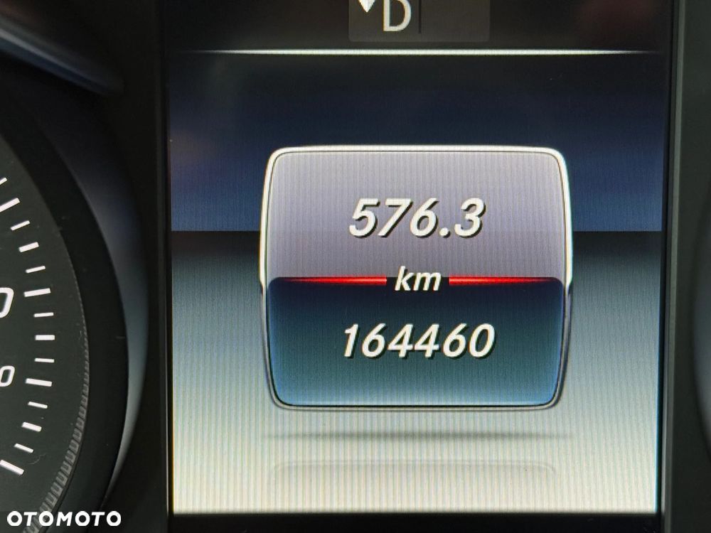 Mercedes-Benz GLC - 14