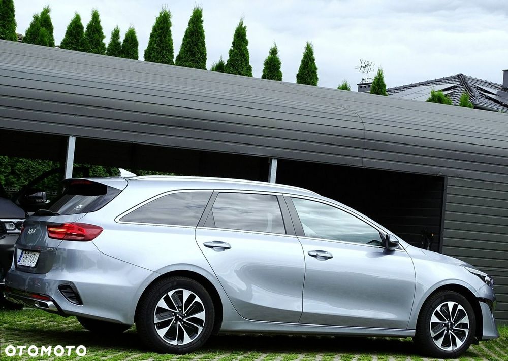 Kia Ceed 1.6 GDI PHEV L Business Line DCT - 13