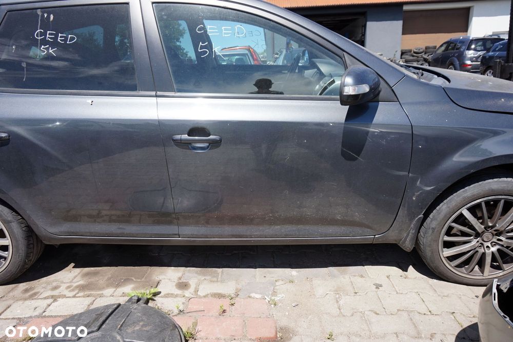 DRZWI PRZEDNIE PRAWE CEED I LIFT KOMBI 5K  CZARNY KIA 2009-2012 - 3