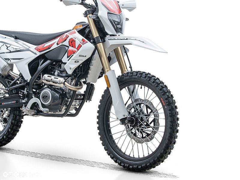 QJMOTOR COV 125X - 8