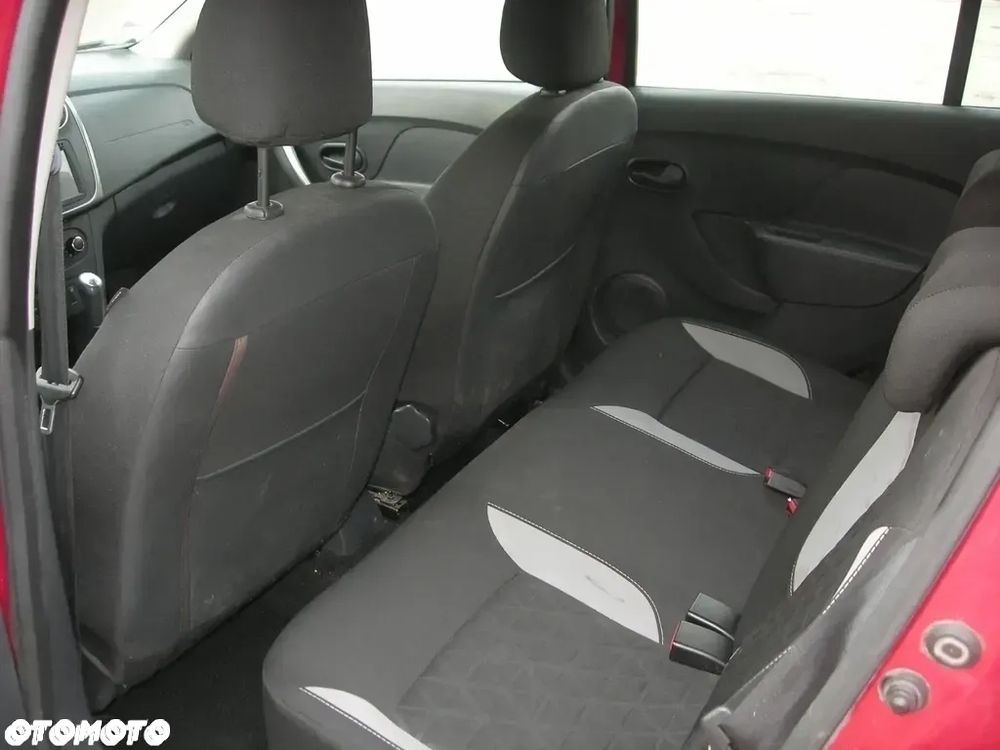 Dacia Sandero Stepway 1.5 dCi - 15