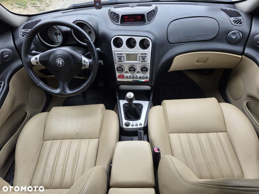 Alfa Romeo 156 1.9 JTD Distinctive - 9