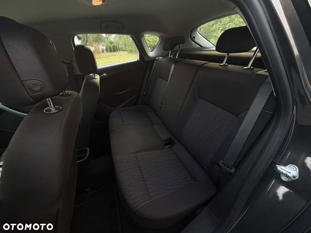 Opel Astra 1.6 Cosmo - 8