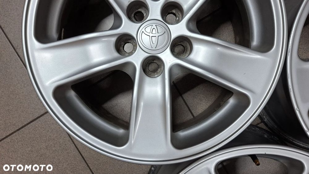Felgi Aluminiowe 16 Toyota Avensis T25 5x100 ET 45 - 12