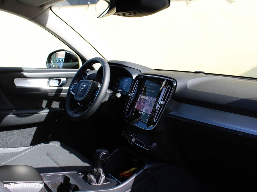 Volvo XC 40 1.5 T2 Momentum - 52