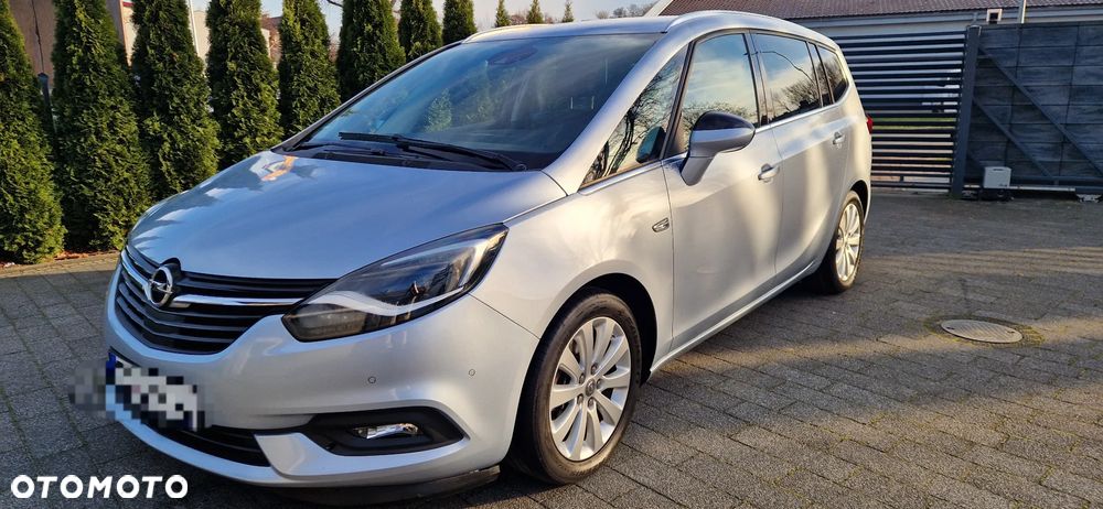 Opel Zafira - 9