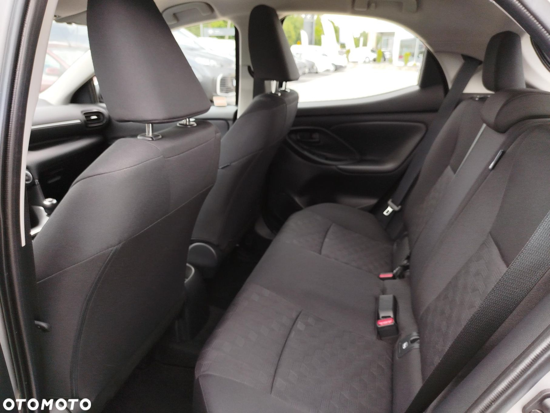 Toyota Yaris - 15
