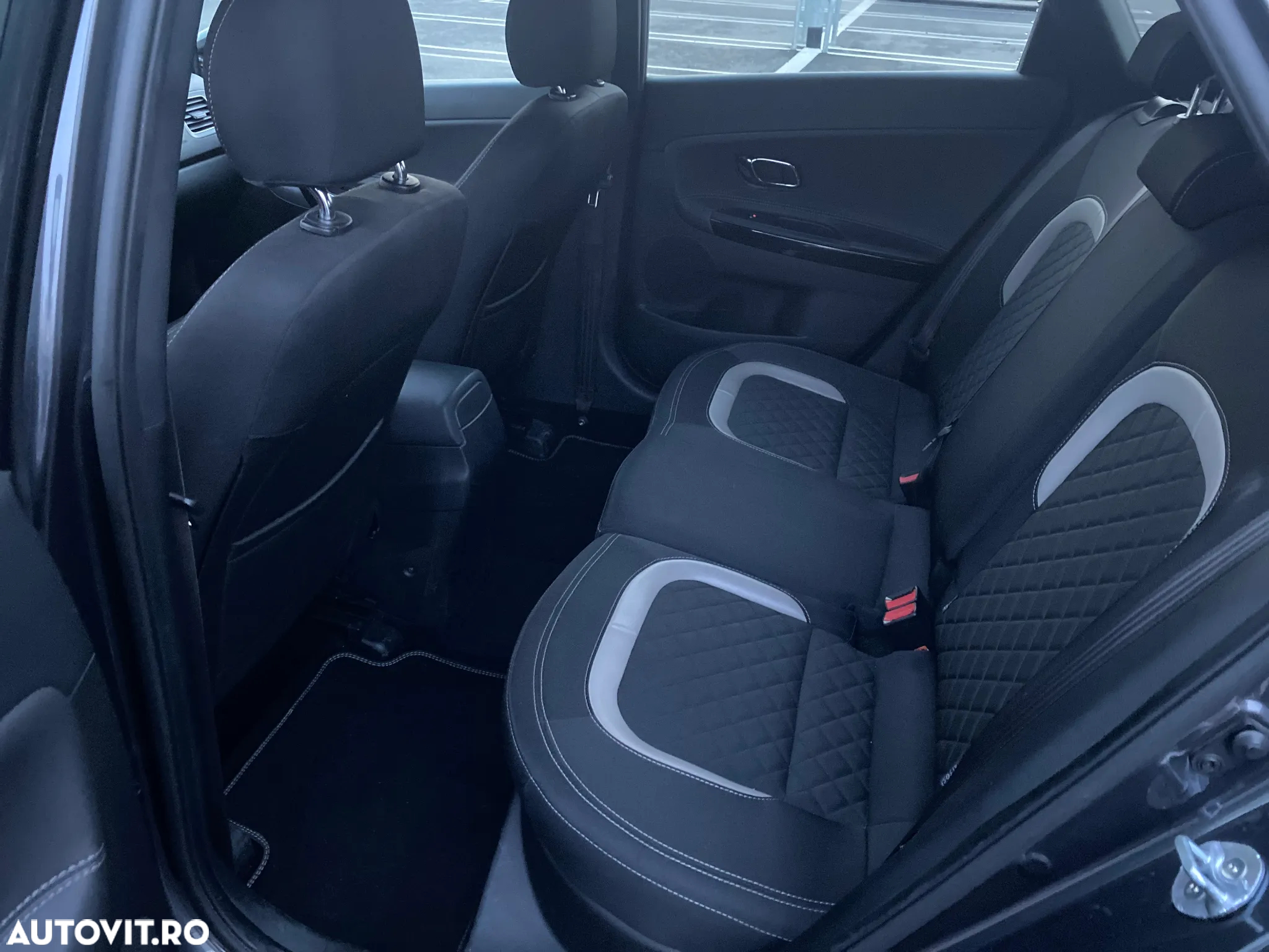 Kia Ceed 1.6 CRDi 136 DCT ISG GT Line - 16