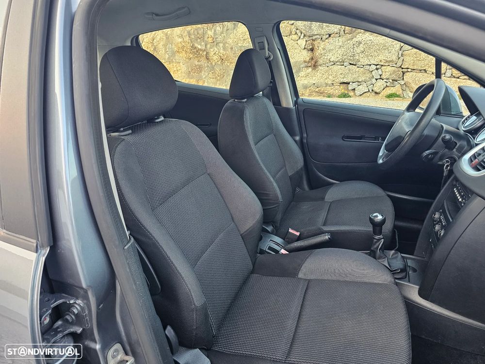 Peugeot 207 1.6 HDi 99g - 25