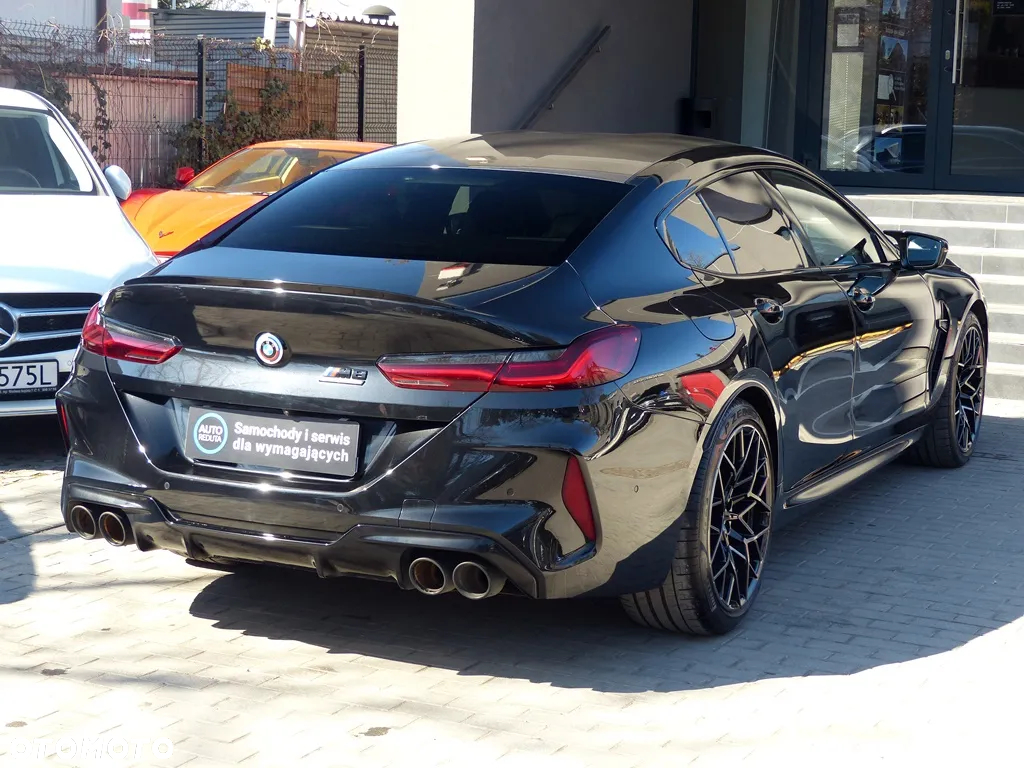 BMW M8 Competition - 3