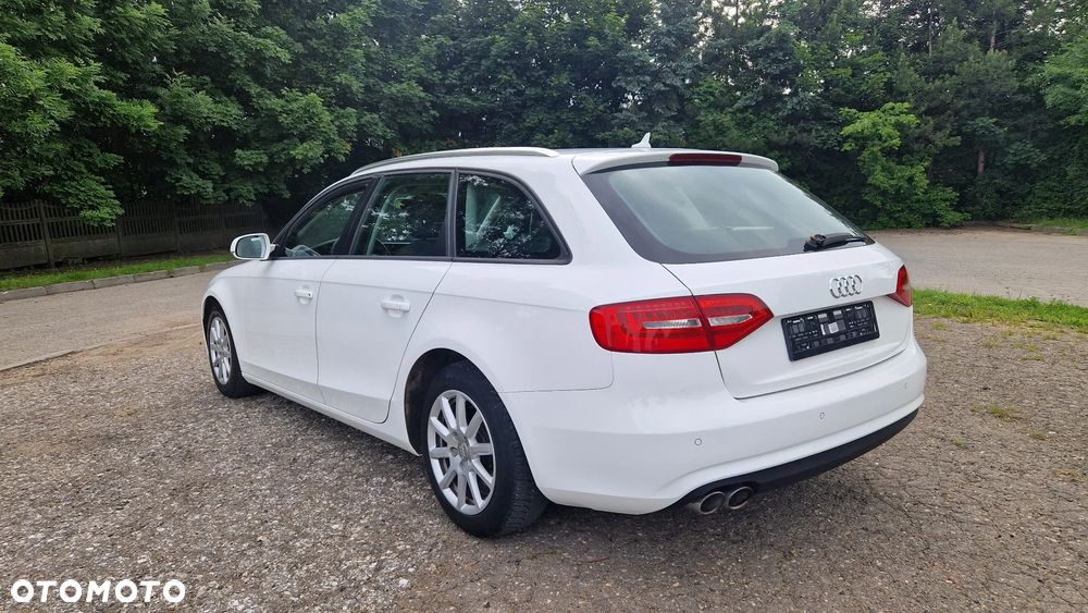 Audi A4 Avant 2.0 TDI ultra DPF Attraction - 5