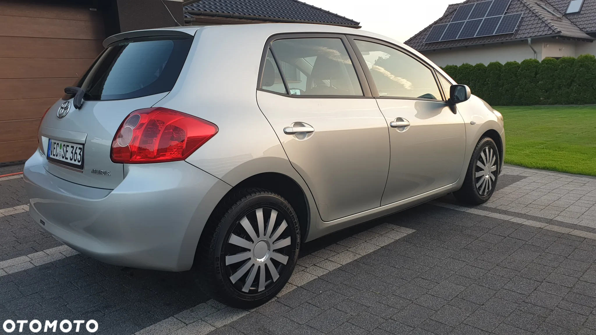 Toyota Auris 1.4 VVT-i Team - 4
