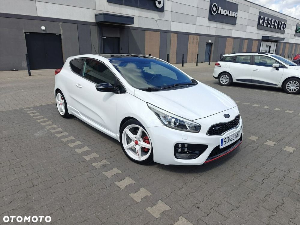 Kia Ceed - 26
