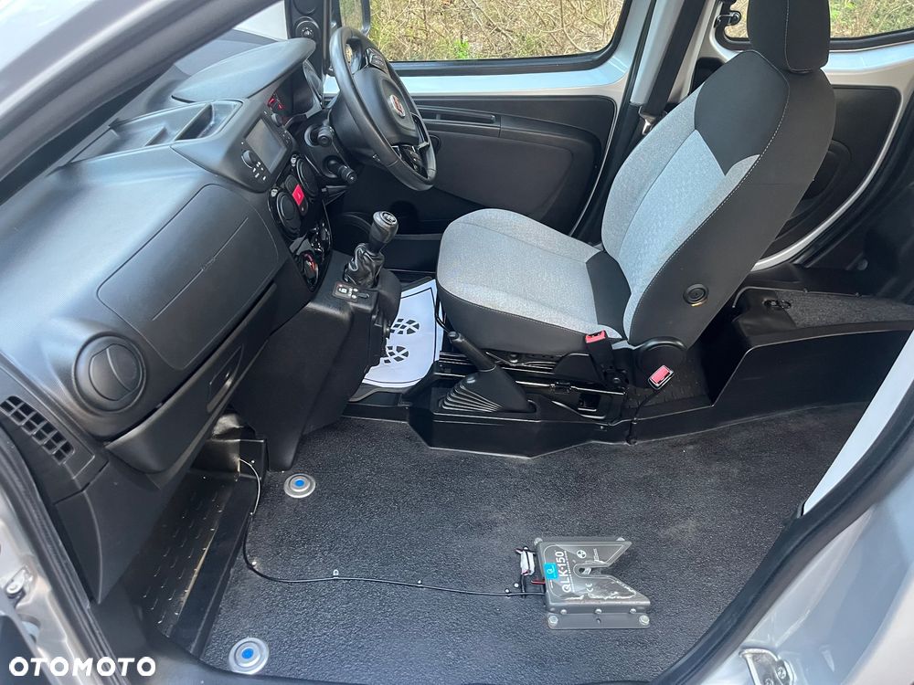 Fiat Qubo - 17