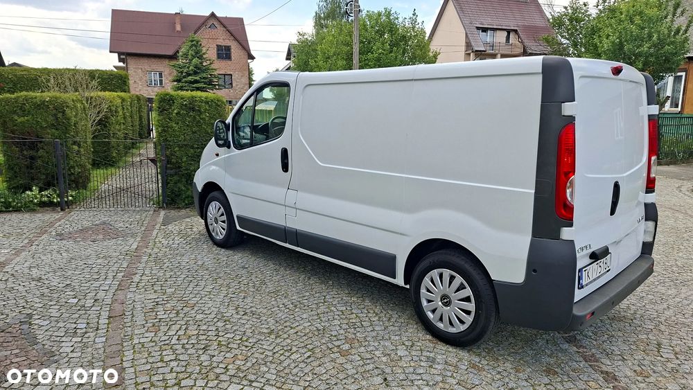 Opel VIVARO - 13