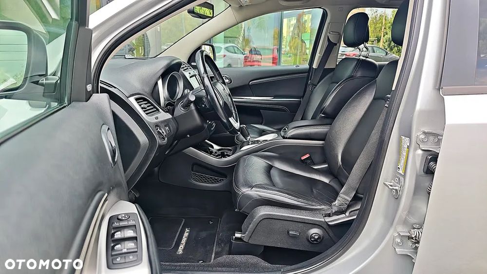 Dodge Journey - 34