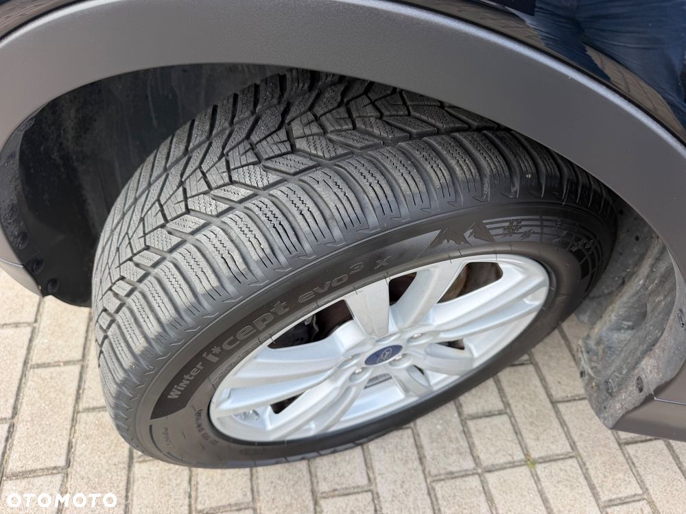 Ford Kuga 2.0 TDCi 2x4 Titanium - 25