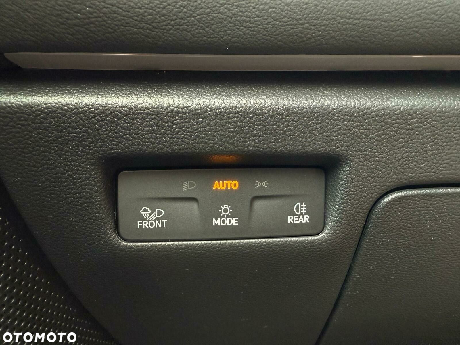 Volkswagen Passat - 23